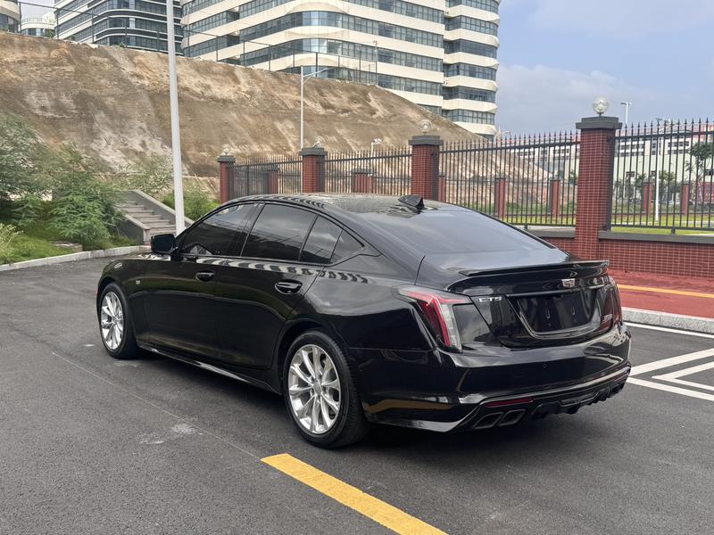 Cadillac CT5 - фото 3