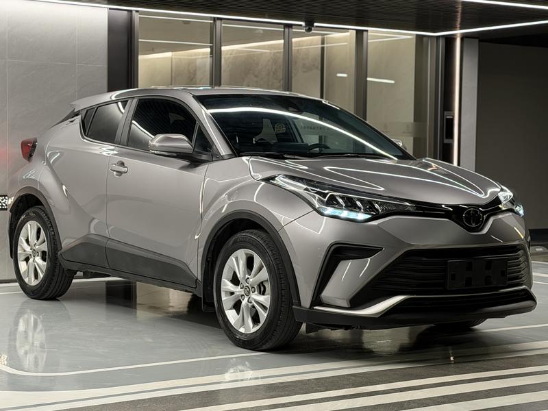 Toyota IZOA - фото 2