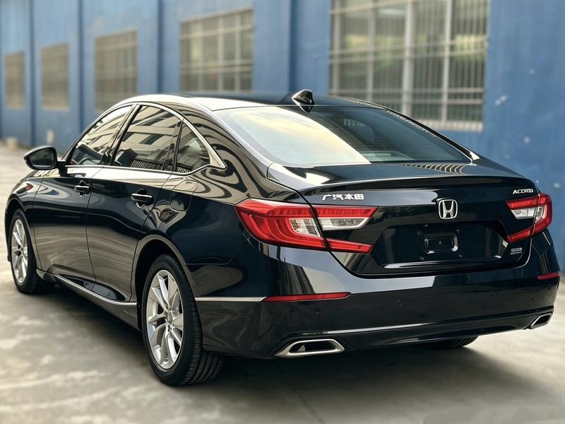 Honda Accord - фото 3