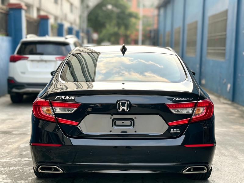 Honda Accord - фото 4