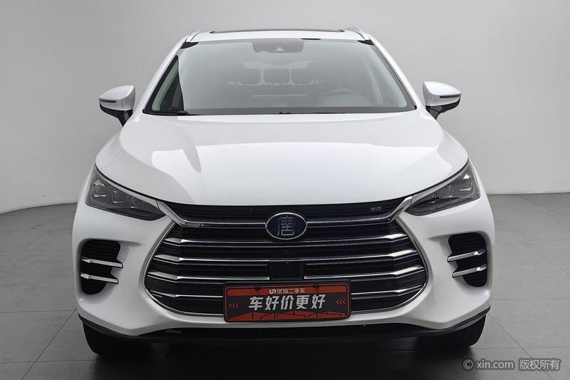 BYD Tang DM-i - фото 1