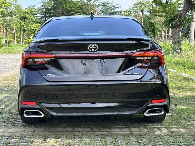 Toyota Avalon - фото 4