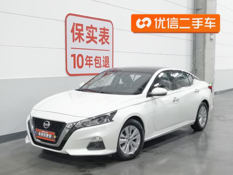 Nissan Teana - фото 0