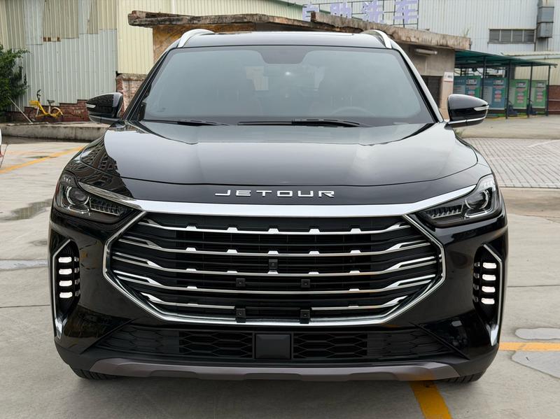 Jetour X70 PLUS - фото 1