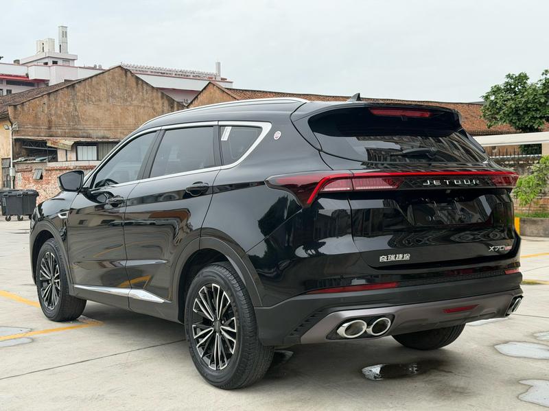 Jetour X70 PLUS - фото 4