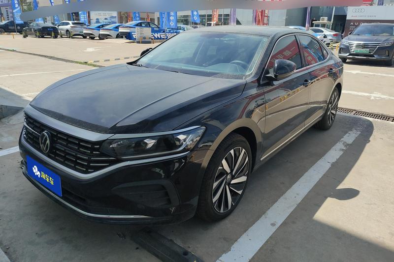 Volkswagen Passat - фото 0