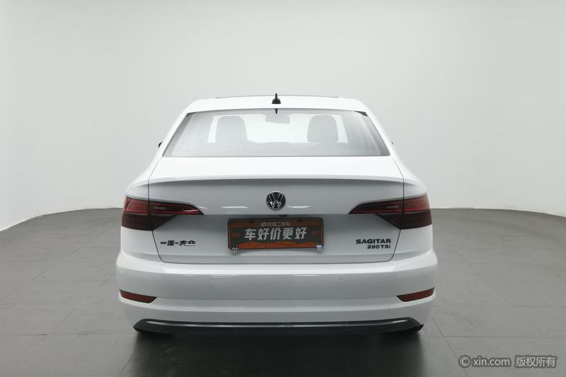 Volkswagen Sagitar - фото 2