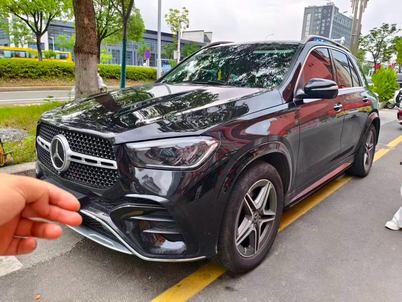 Mercedes-Benz GLE (Import) - фото 0