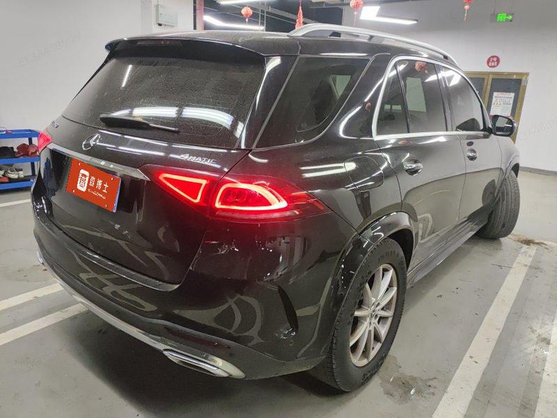 Mercedes-Benz GLE (Import) - фото 3