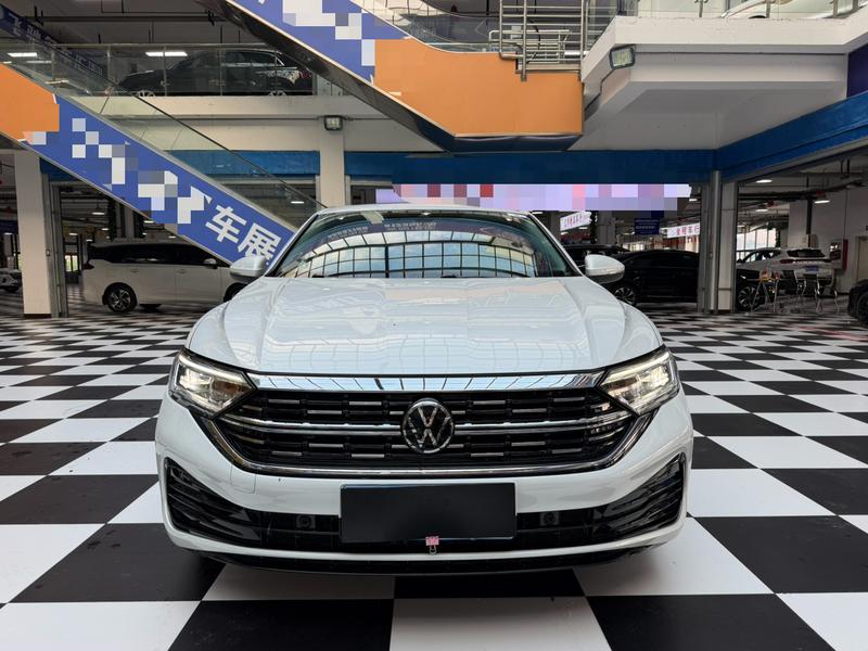 Volkswagen Sagitar - фото 1