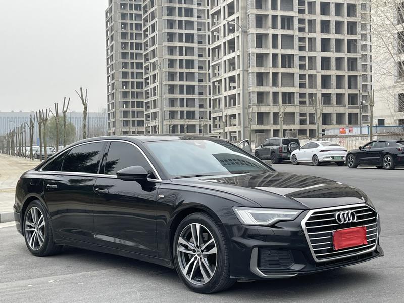 Audi A6L - фото 2