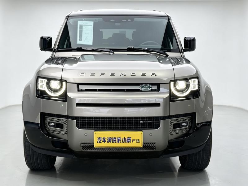 Land Rover Defender - фото 1