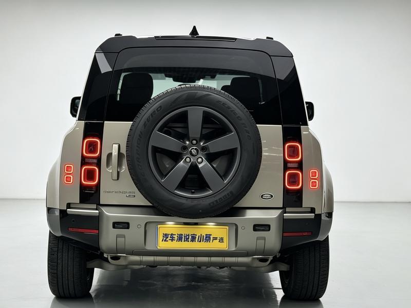 Land Rover Defender - фото 4