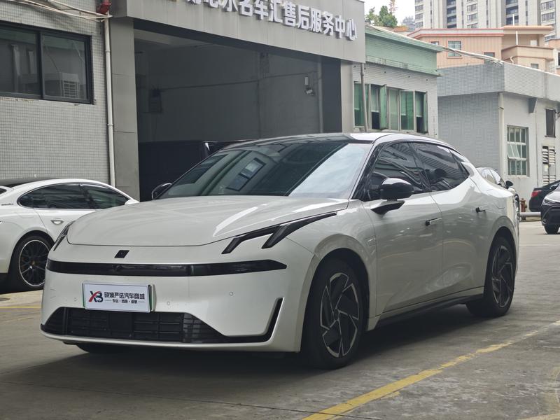 Lynk & Co 07 EM-P - фото 0