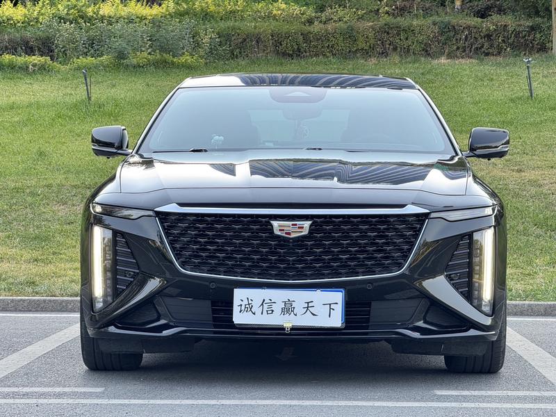 Cadillac CT6 - фото 1