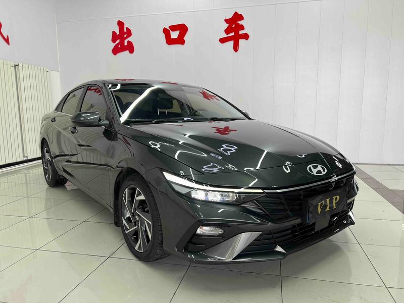 Hyundai Elantra - фото 2