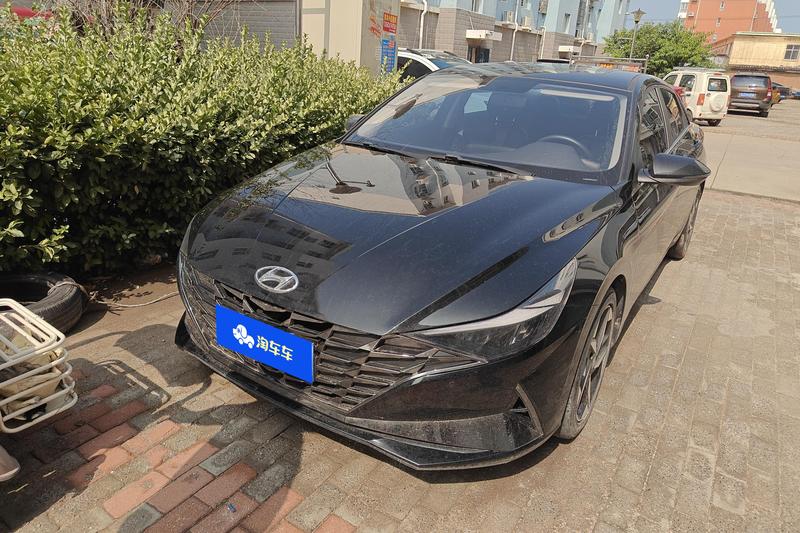 Hyundai Elantra - фото 4