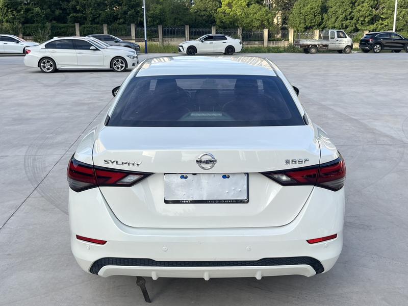 Nissan Sylphy - фото 4