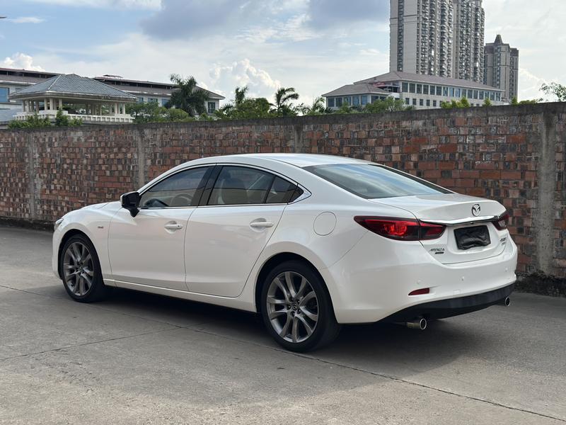 Mazda Atenza - фото 3
