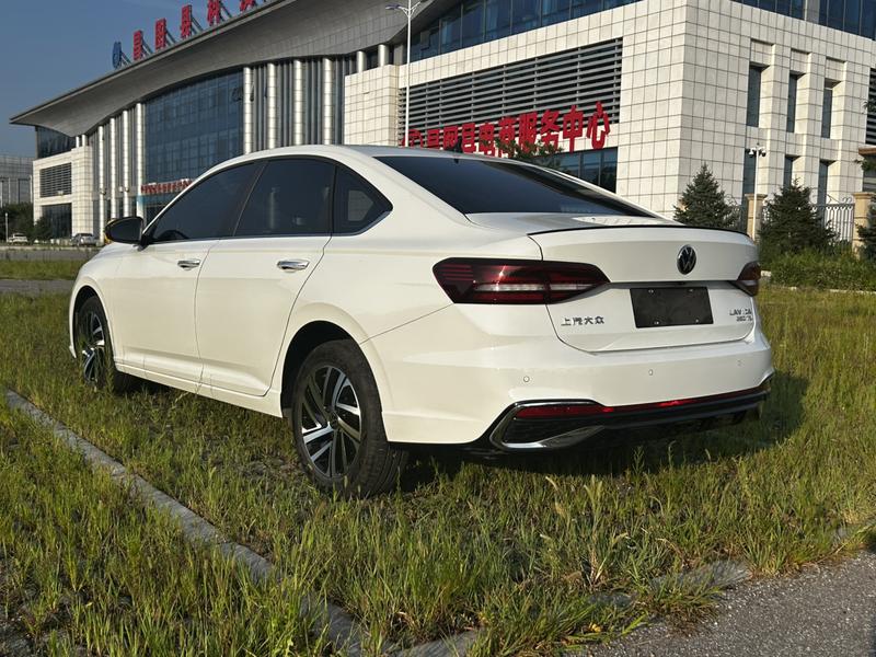 Volkswagen Lavida - фото 3