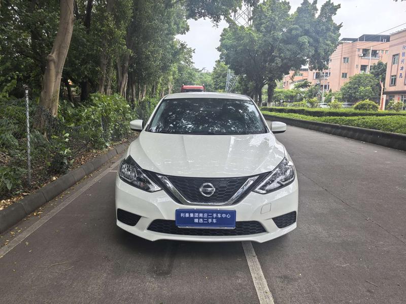 Nissan Sylphy - фото 1