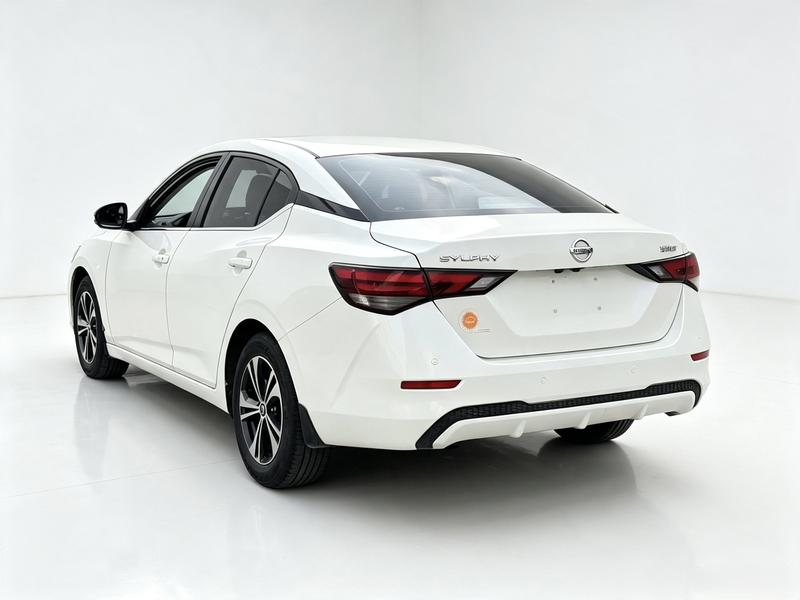 Nissan Sylphy - фото 4