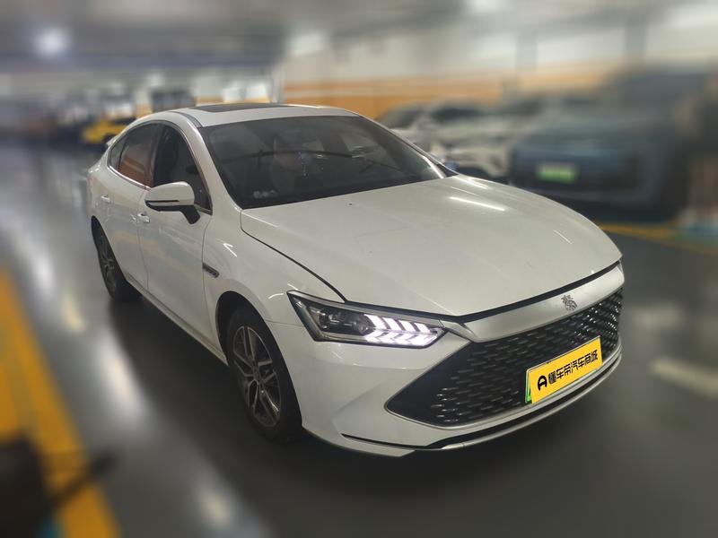 BYD Qin PLUS DM-i - фото 2