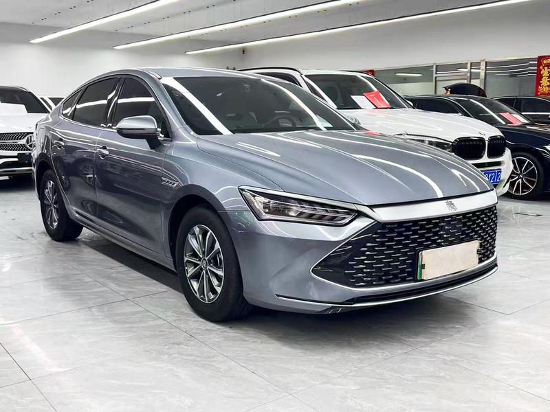 BYD Qin PLUS DM-i - фото 2