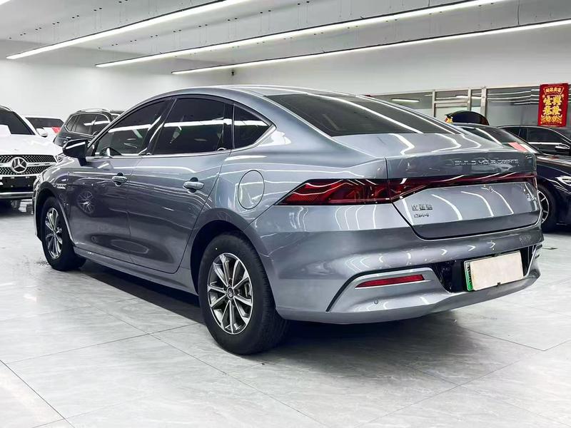 BYD Qin PLUS DM-i - фото 3