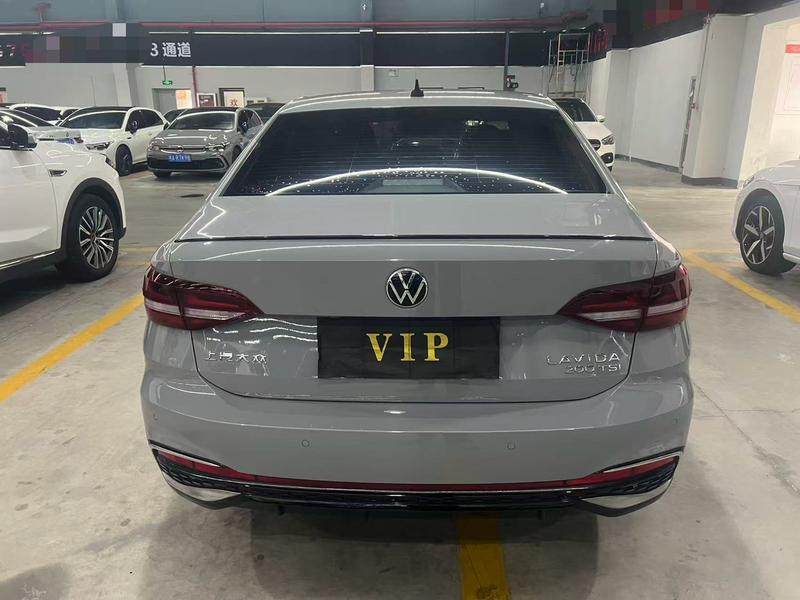 Volkswagen Lavida - фото 4
