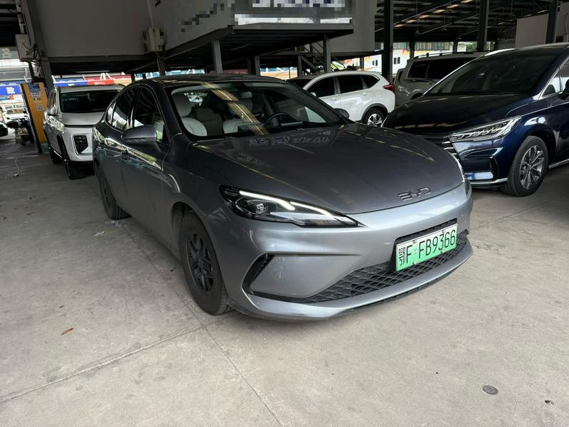 BYD Qin PLUS DM-i - фото 1