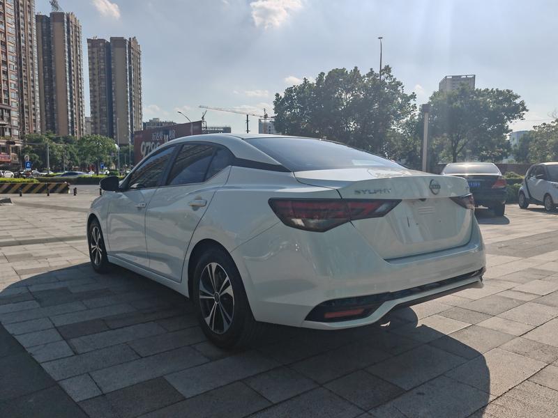 Nissan Sylphy - фото 4