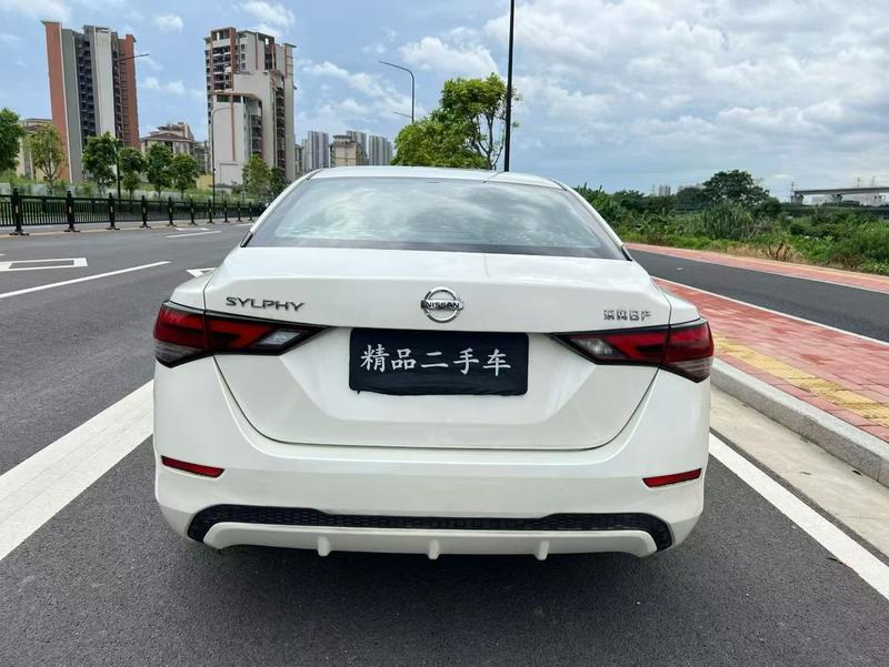 Nissan Sylphy - фото 4