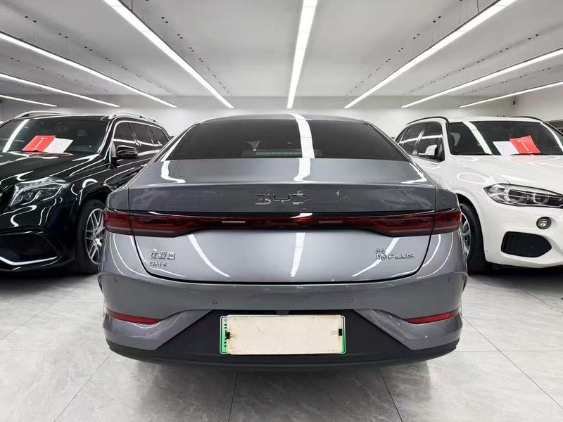 BYD Qin PLUS DM-i - фото 4