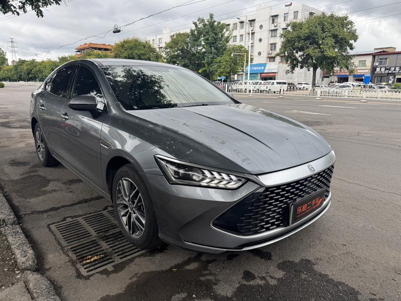 BYD Qin PLUS DM-i - фото 2