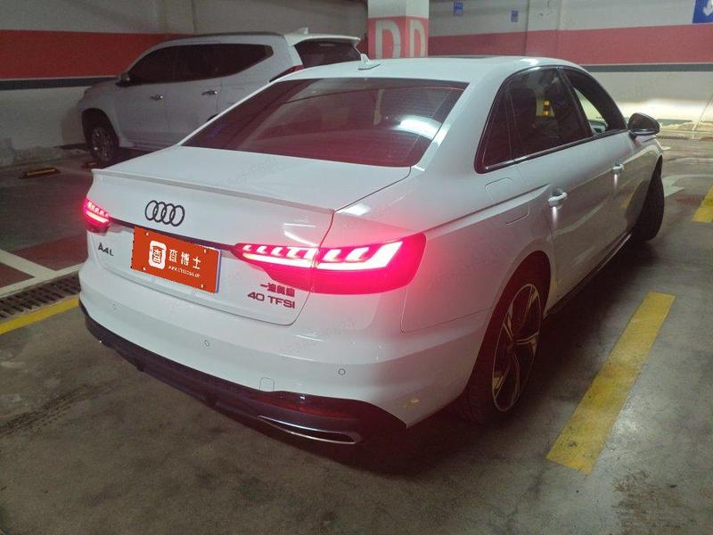 Audi A4L - фото 3