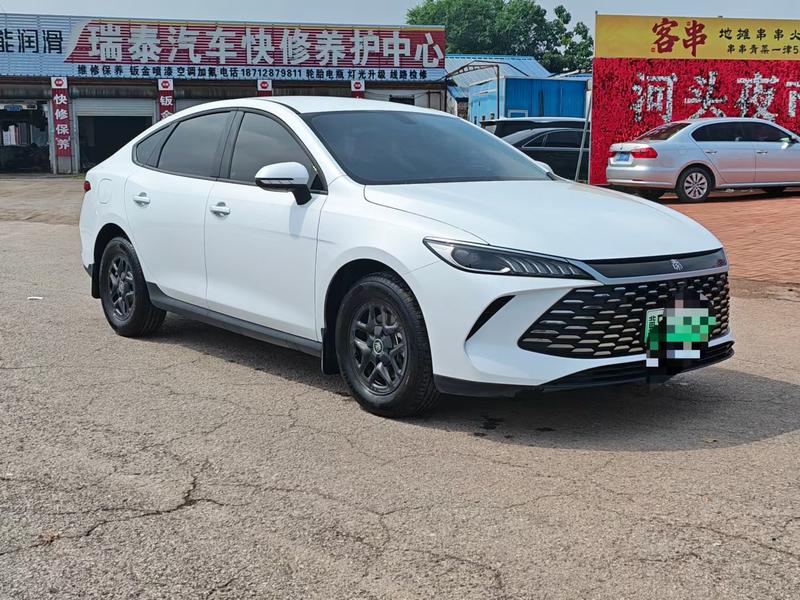 BYD Qin PLUS DM-i - фото 2