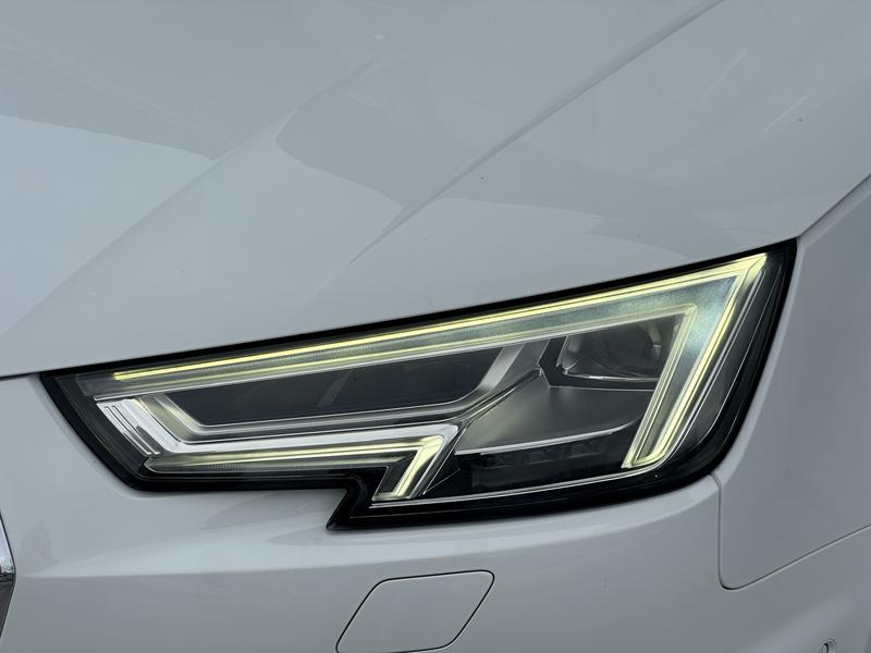 Audi A4L - фото 4