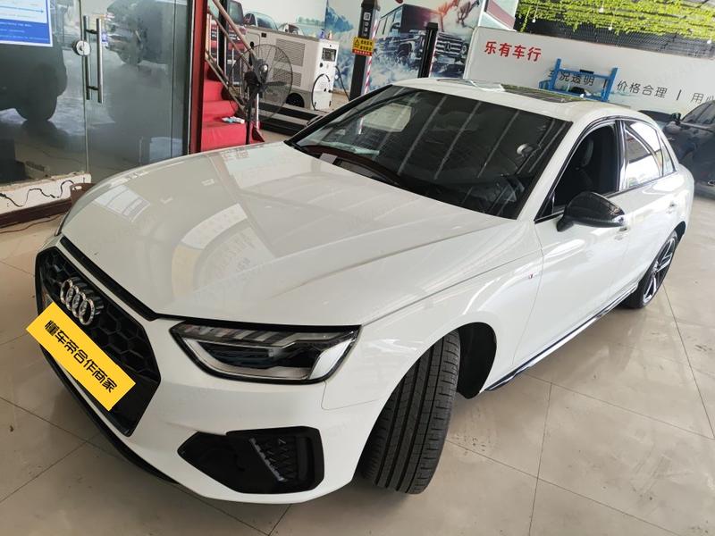Audi A4L - фото 0