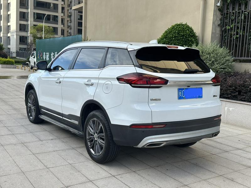 Geely Boyue - фото 3