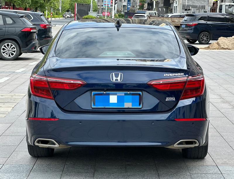 Honda Inspire - фото 4