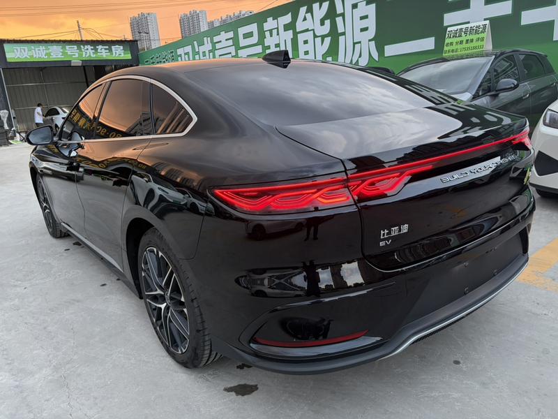 BYD Han EV - фото 3