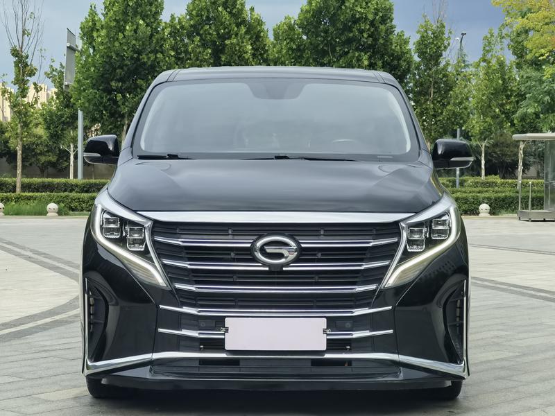 GAC Trumpchi M8 - фото 1