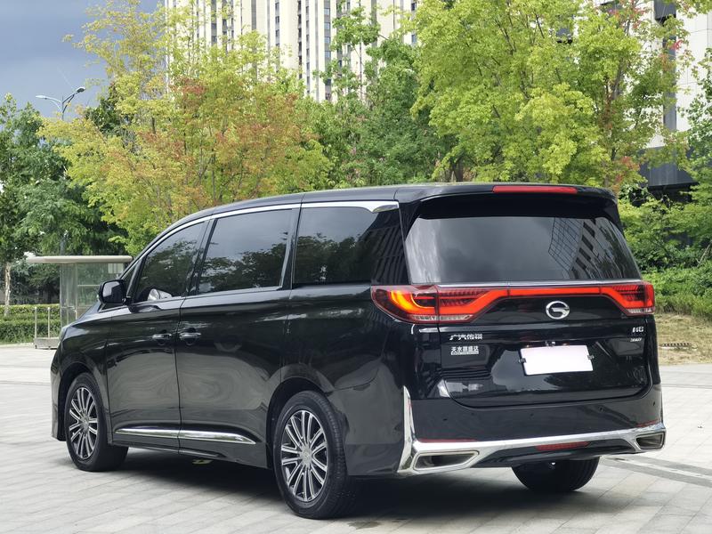 GAC Trumpchi M8 - фото 3