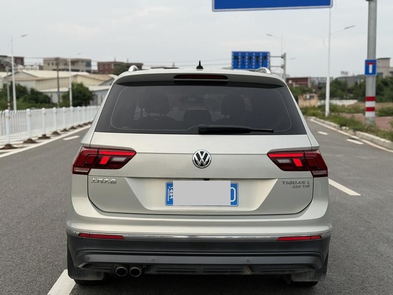 Volkswagen Tiguan L - фото 4