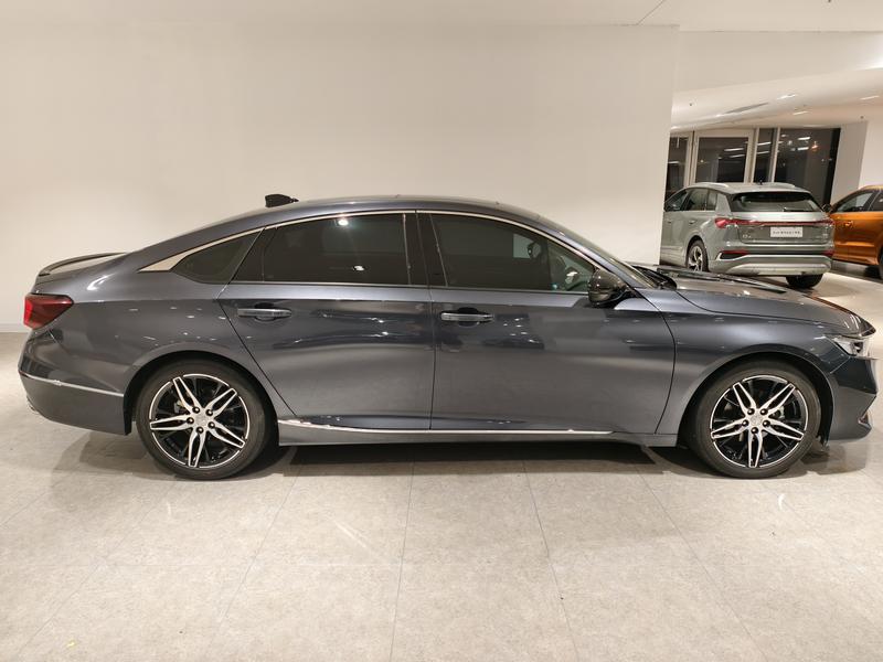 Honda Accord - фото 3
