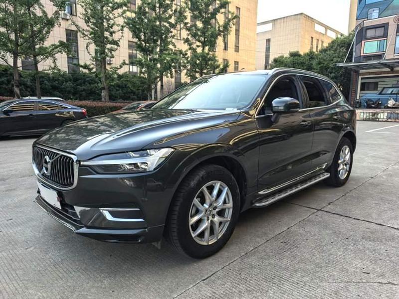 Volvo XC60 - фото 0