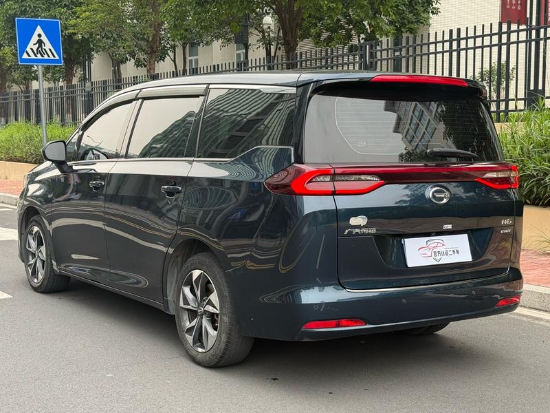 GAC Trumpchi M6 - фото 3