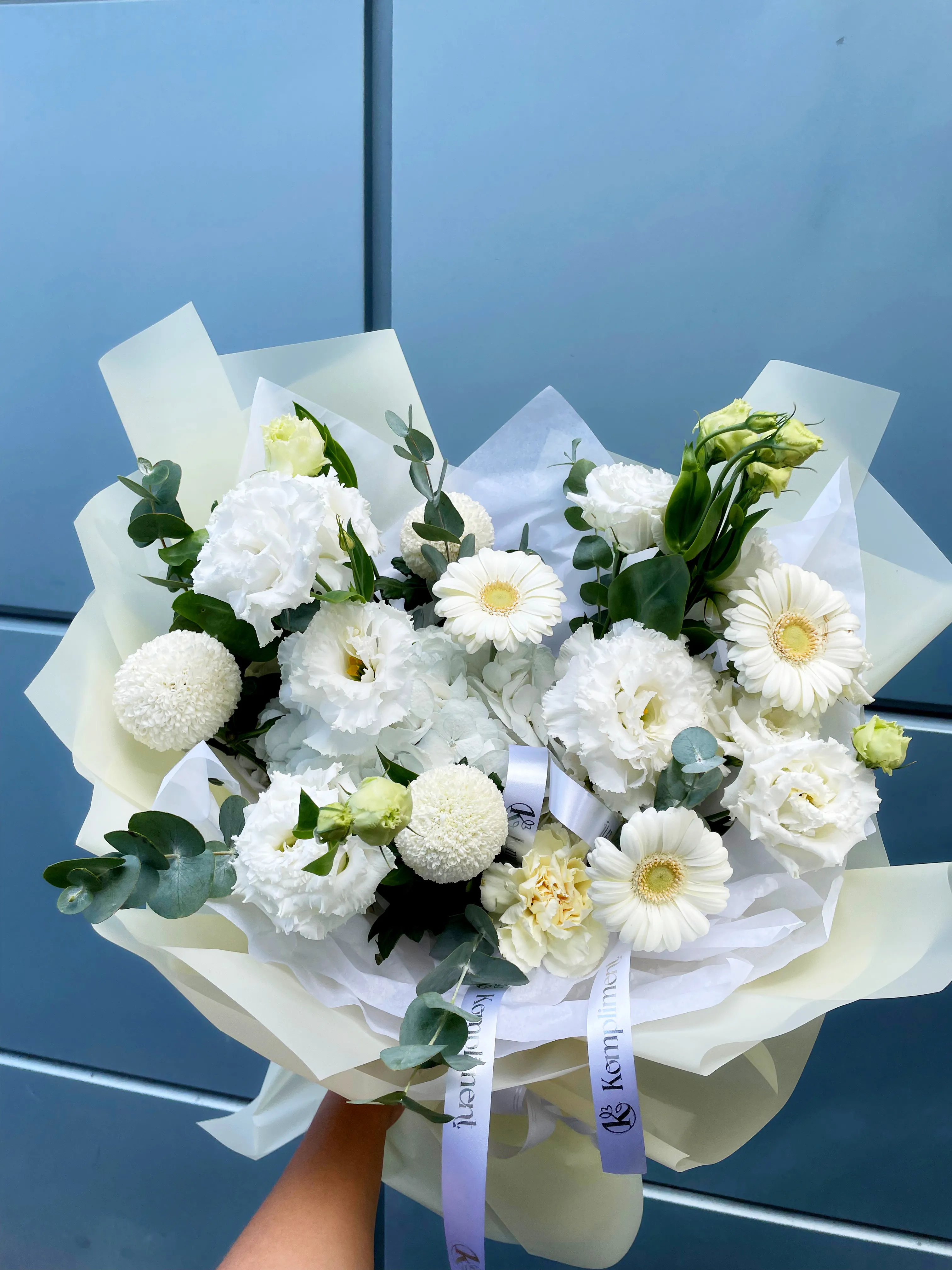 Экзотический микс от Kompliment flowers
