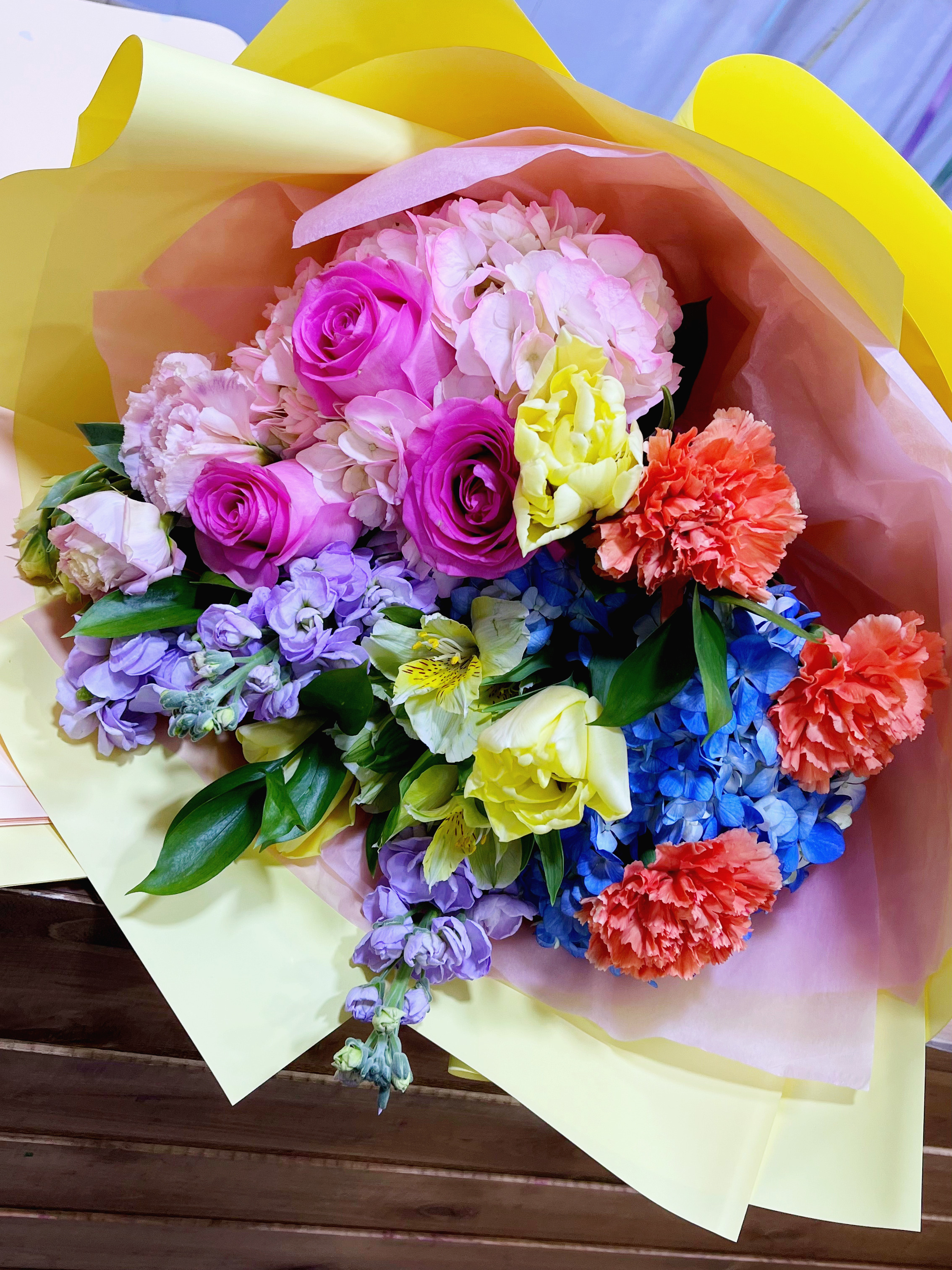 Дофаминовый букет от Kompliment flowers